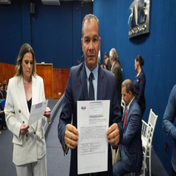 01 - Entrega de Certidões - OAB-MT - Estagiários e Advogados (as) 